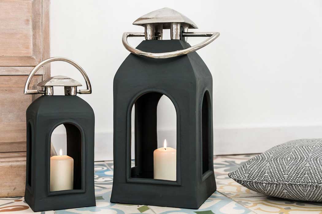 Black tea store light lantern